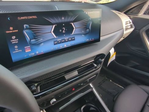 New 2026 BMW 230i Coupe w/ Convenience Package RWD image 19