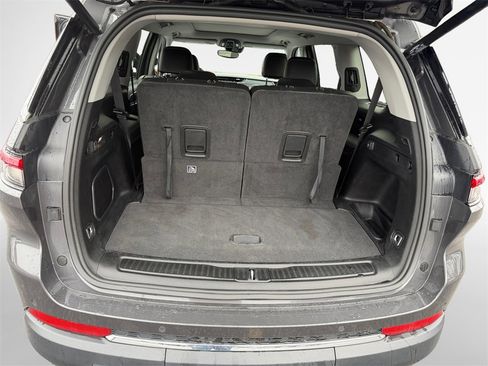 Certified 2022 Jeep Grand Cherokee L Limited image 27