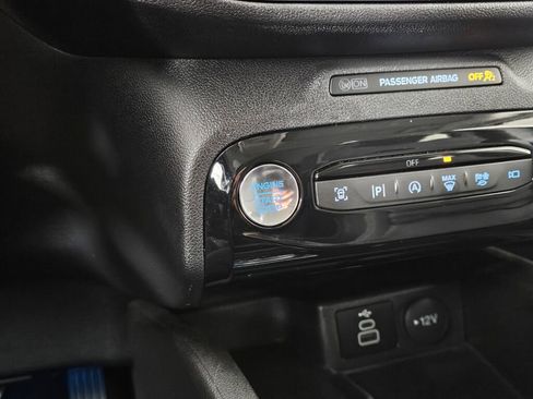 Used 2024 Ford Escape Platinum image 26