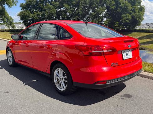 Used 2016 Ford Focus SE FWD image 13