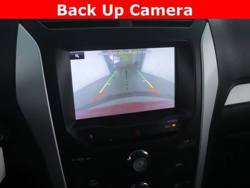 Used 2014 Ford Explorer XLT w/ Equipment Group 202A AWD/4WD image 5