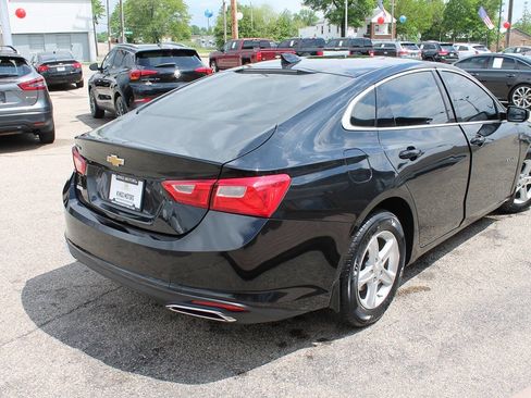 Used 2022 Chevrolet Malibu LS w/ LPO, Floor Liner Package FWD image 5