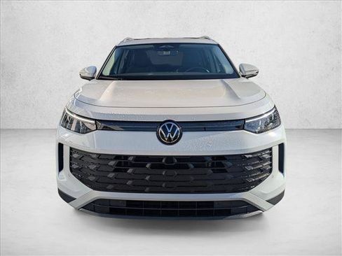 New 2026 Volkswagen Tiguan SE FWD image 5