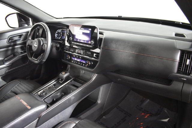 Certified 2024 Nissan Pathfinder Rock Creek AWD/4WD image 38