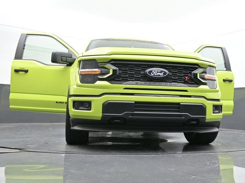 New 2025 Ford F150 XL w/ Equipment Group 103A High image 59