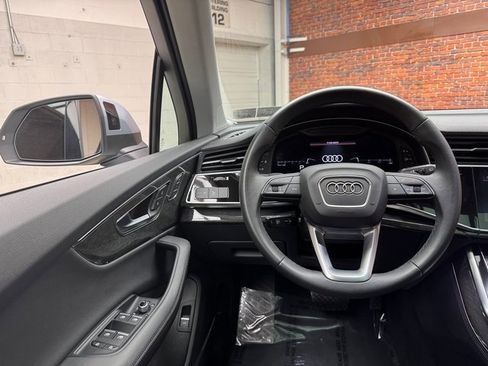 Used 2024 Audi Q7 2.0T Premium Plus image 13