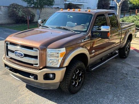 Used 2012 Ford F350 King Ranch w/ King Ranch w/Chrome Pkg image 40