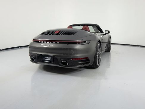Certified 2022 Porsche 911 Cabriolet image 10