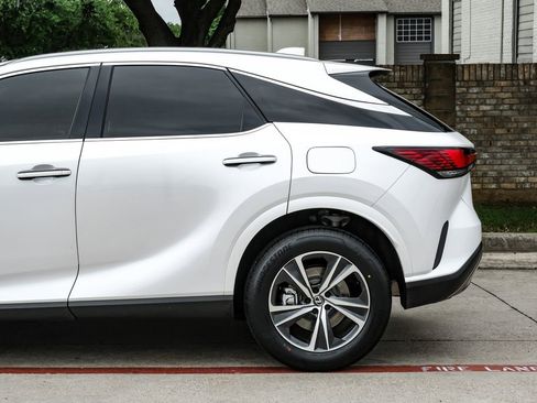 Used 2024 Lexus RX 350 Premium w/ Convenience Package image 23