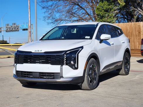 New 2026 Kia Sportage EX image 2