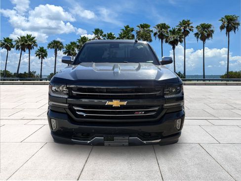 Used 2018 Chevrolet Silverado 1500 LTZ Z71 w/ LTZ Plus Package image 3
