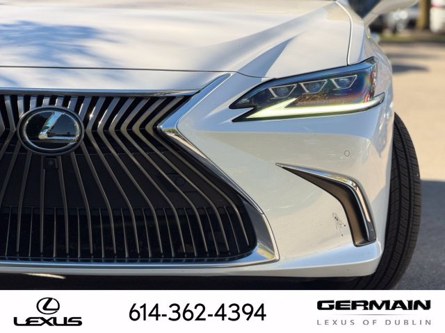 Used 2019 Lexus ES 350 Ultra Luxury FWD image 2