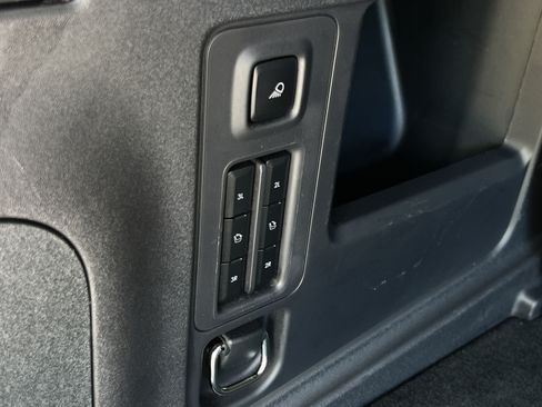Certified 2025 Lincoln Navigator Reserve AWD/4WD image 26