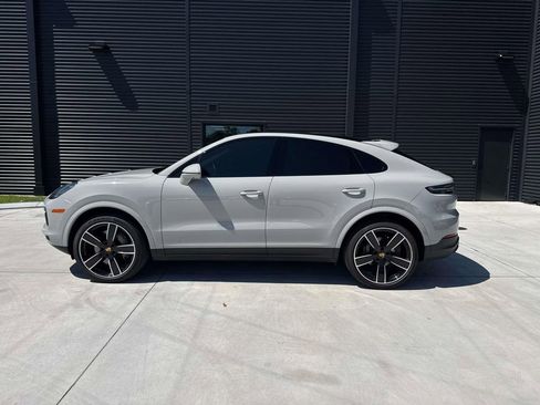 Certified 2023 Porsche Cayenne S Platinum AWD/4WD image 2