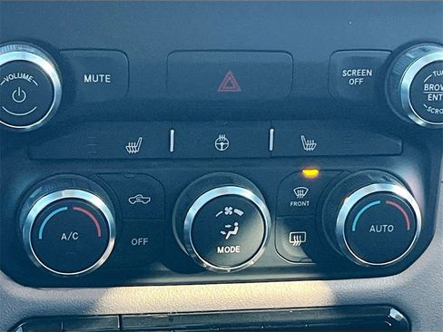 Used 2019 RAM 2500 Laramie w/ Snow Chief Group image 15