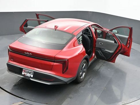 Used 2025 Kia K4 FWD image 44