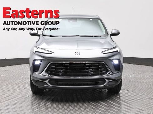Used 2025 Buick Encore GX Preferred image 2