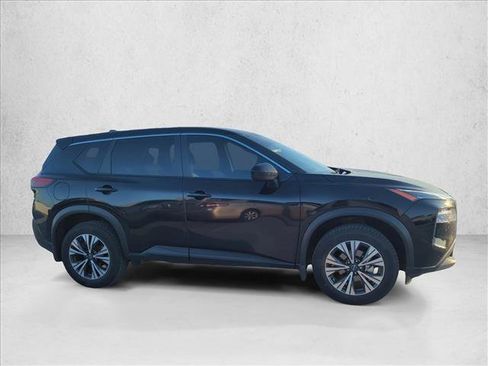 Used 2023 Nissan Rogue SV FWD image 4