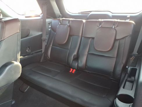 Used 2023 Ford Explorer Platinum w/ Technology Package AWD/4WD image 20