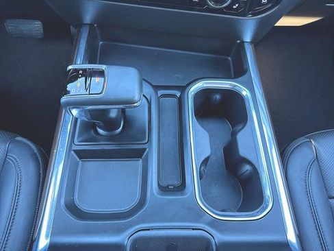 Used 2024 Chevrolet Silverado 1500 High Country w/ Technology Package image 16