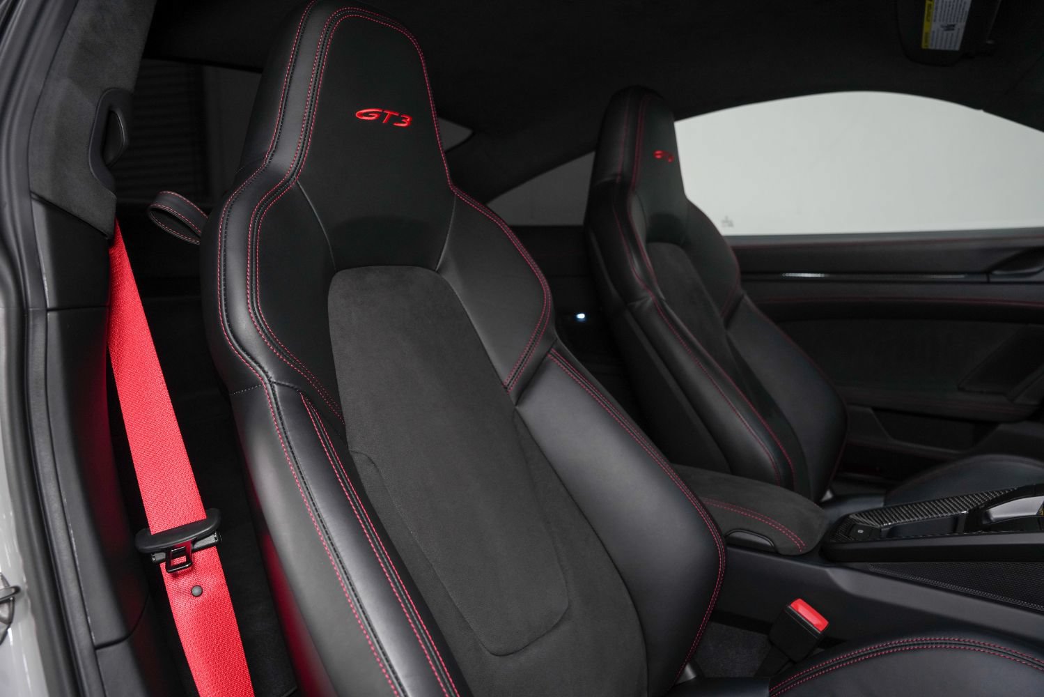 Used 2022 Porsche 911 GT3 RWD image 30