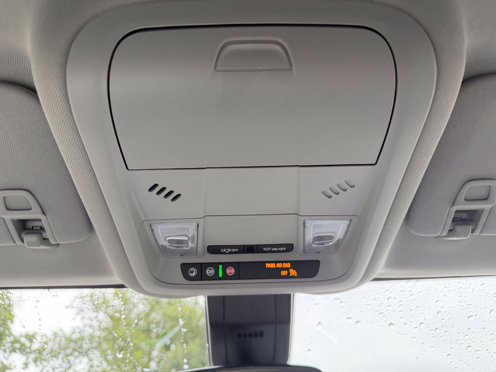 Used 2024 Chevrolet Equinox LT FWD image 21