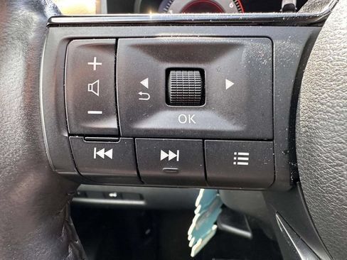 Used 2023 Nissan Rogue Platinum w/ Platinum Premium Package AWD/4WD image 19