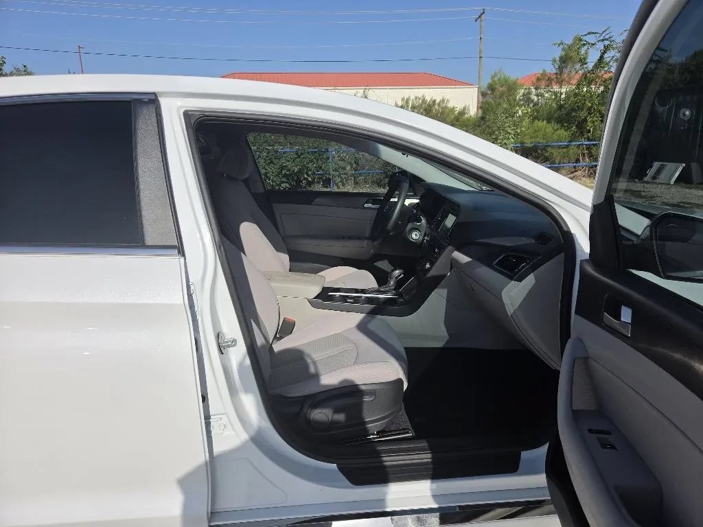 Used 2016 Hyundai Sonata Sport FWD image 23