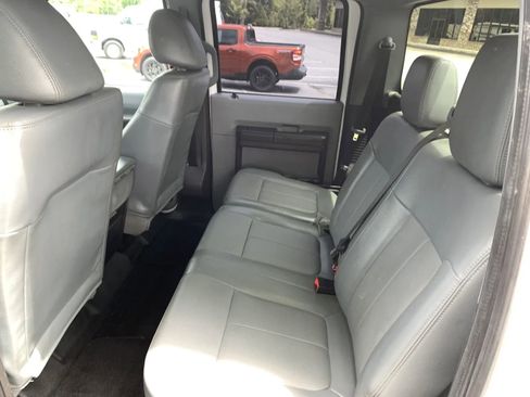 Used 2016 Ford F250 XL w/ Power Equipment Group AWD/4WD image 22