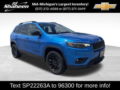 Used 2023 Jeep Cherokee Altitude Lux