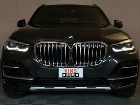 Used 2023 BMW X5 xDrive40i w/ Premium Package image 24