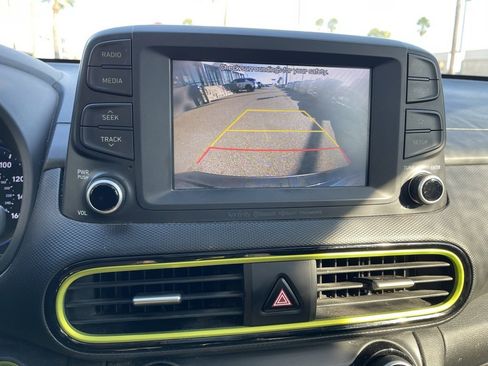 Used 2019 Hyundai Kona Limited image 10