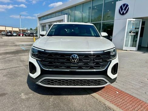 New 2026 Volkswagen Atlas Cross Sport SE AWD/4WD image 2