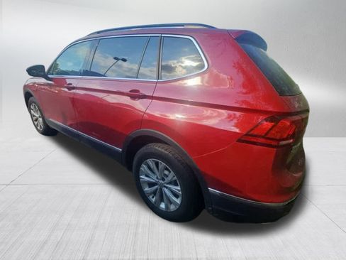 Used 2018 Volkswagen Tiguan SE w/ Panoramic Sunroof Package AWD/4WD image 6