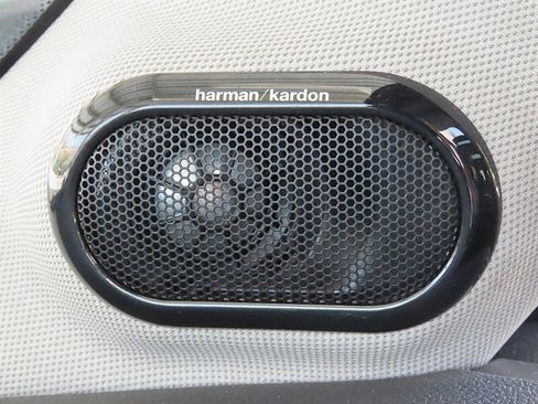Used 2017 MINI Cooper 2-Door Hardtop FWD image 19