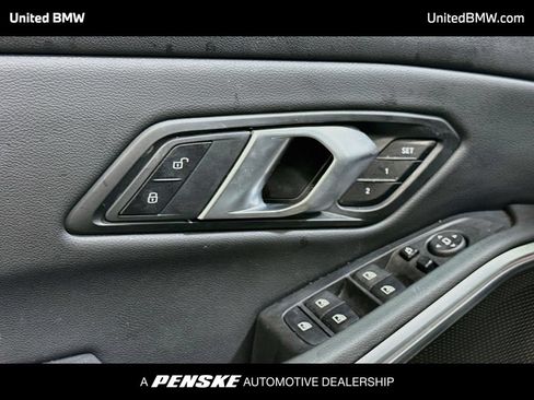 Used 2025 BMW 330i Sedan RWD image 3