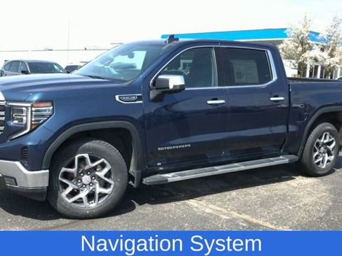 Certified 2023 GMC Sierra 1500 SLT w/ SLT Premium Package image 5