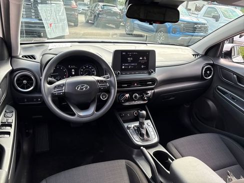 Used 2023 Hyundai Kona SEL image 11