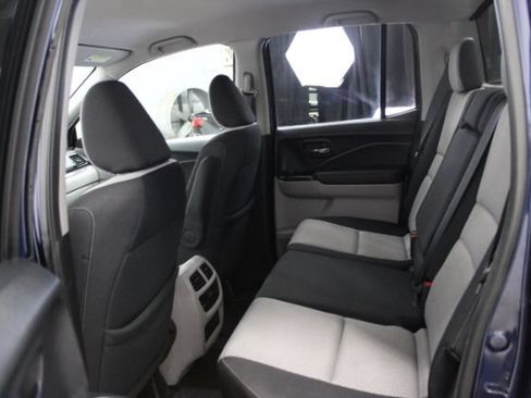 Used 2017 Honda Ridgeline RTS image 27