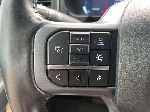 Used 2023 Ford F250 Lariat w/ Lariat Ultimate Package AWD/4WD image 28