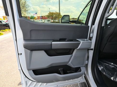 New 2026 Ford F350 XLT AWD/4WD image 19