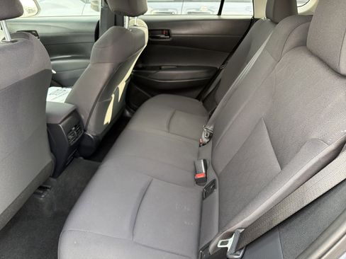 Used 2024 Toyota Corolla Cross LE image 21