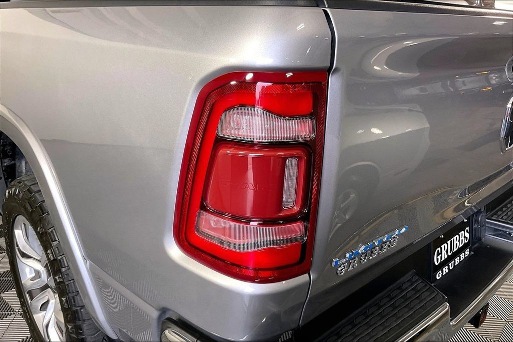 Used 2024 RAM 1500 Limited AWD/4WD image 39