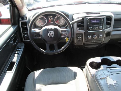 Used 2014 RAM 1500 Express AWD/4WD image 16