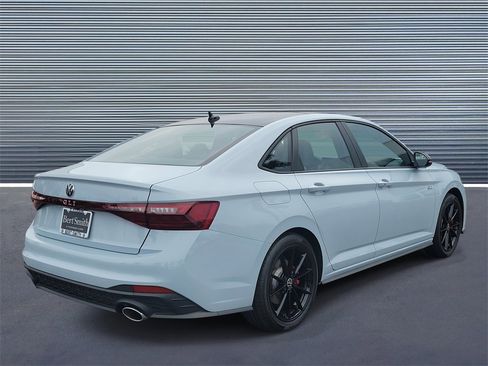 Used 2025 Volkswagen Jetta GLI Autobahn w/ GLI Black Package image 3