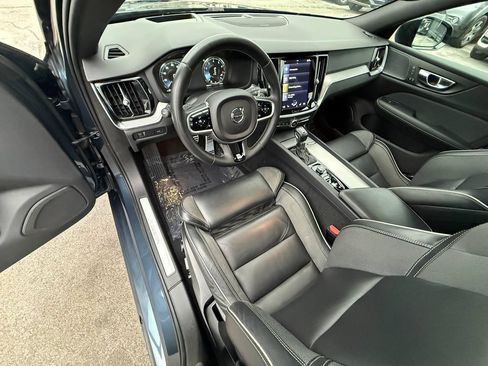 Used 2019 Volvo S60 T5 R-Design FWD image 15