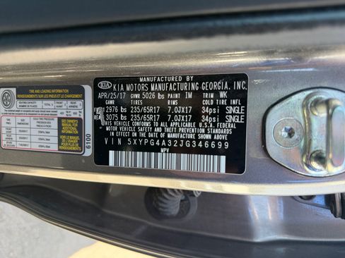 Used 2018 Kia Sorento FWD image 34