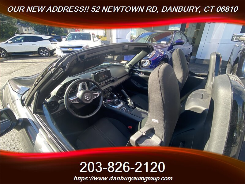 Used 2021 MAZDA MX-5 Miata Club RWD image 23