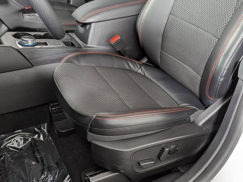 Used 2023 Ford Escape ST-Line w/ Tech Pack #1 image 16