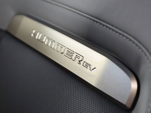 Used 2024 GMC Hummer EV 3X image 46